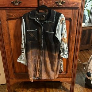 John Mark embroidered blouse